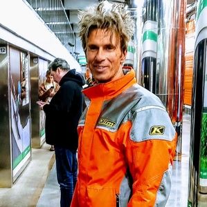 Meet your Posher, Ilya